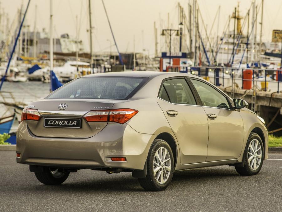  Toyota Corolla 2013 года  (ZA) (фото 3 из 19)